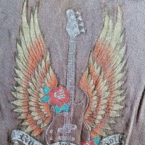 Vintage Maurices Jr's XL Guitar Rose Wings Graphic Brown Orange Yellow Blue Tee